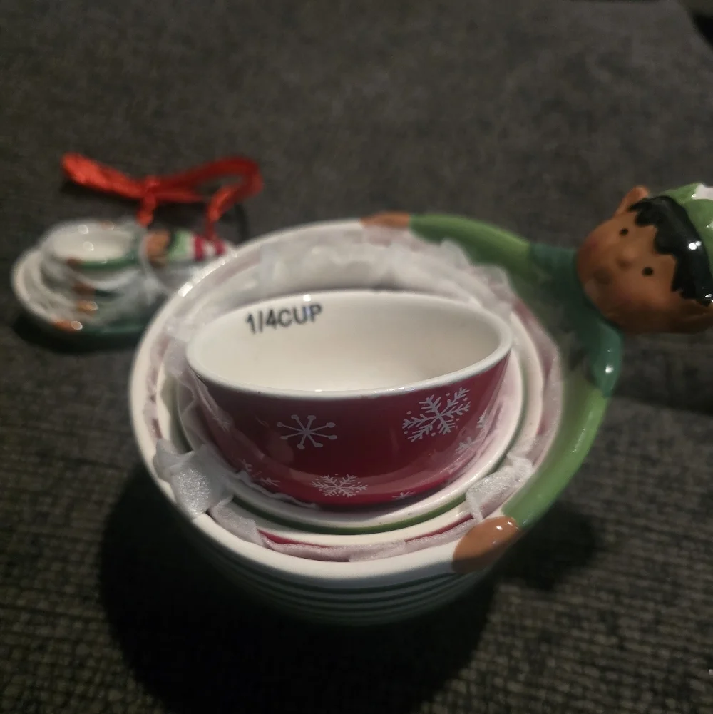 Holiday Time | Ceramic Christmas Elf Nesting Measuring Cup & Spoon Set